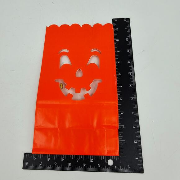 Vintage Halloween Bags Orange Black Jack-O-Lantern Die Cut Candle Bags Lot of 30 - Picture 5 of 10